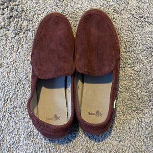 Brand new Sanuk slip on